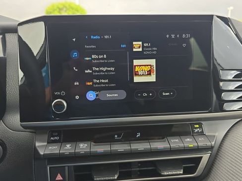 Used 2026 Toyota Camry SE w/ Convenience Package image 21