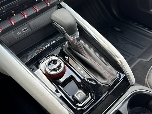 New 2024 GMC Canyon AT4X w/ AT4X AEV Edition AWD/4WD image 22