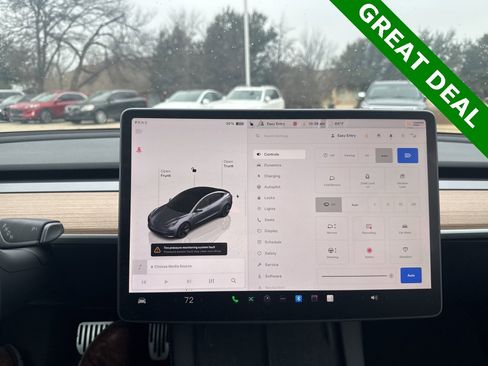 Used 2023 Tesla Model 3 Standard Range image 23