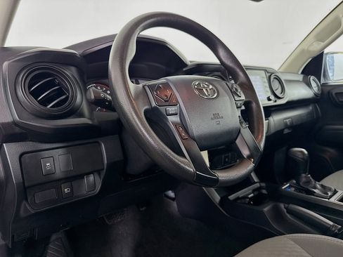 Used 2020 Toyota Tacoma SR RWD image 21