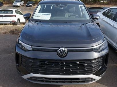 New 2026 Volkswagen Tiguan SE