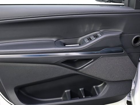 New 2025 Lincoln Navigator Reserve w/ Jet Appearance Package image 23