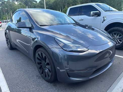 Used 2022 Tesla Model Y Performance AWD/4WD image 1