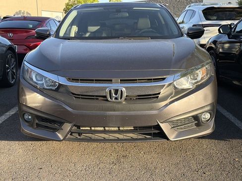 Used 2018 Honda Civic EX-T image 2