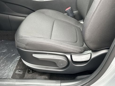 New 2026 Hyundai Tucson SE image 14