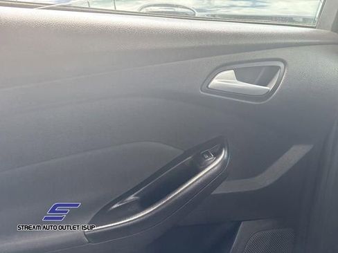 Used 2015 Ford Focus ST FWD image 18