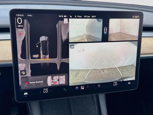 Used 2023 Tesla Model Y Long Range AWD/4WD image 10