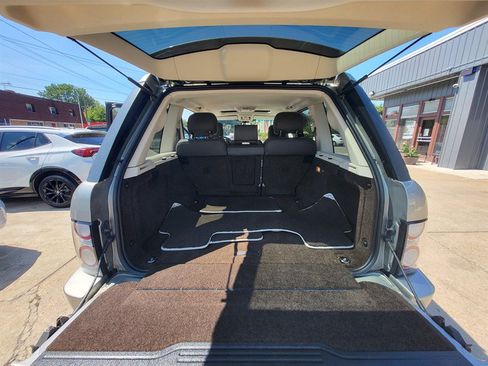 Used 2010 Land Rover Range Rover HSE AWD/4WD image 11
