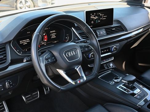 Used 2019 Audi SQ5 Premium Plus w/ Premium Plus Package image 15