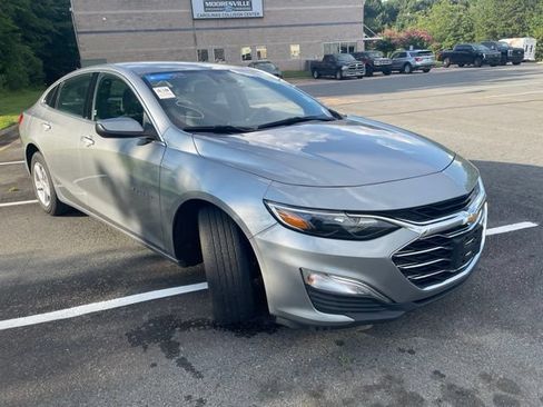 Used 2024 Chevrolet Malibu LS FWD image 7