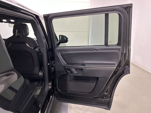Used 2024 Rivian R1S Adventure AWD/4WD image 19