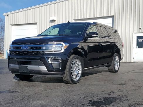 Used 2024 Ford Expedition Max Limited image 3