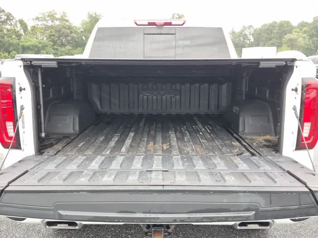 Used 2023 GMC Sierra 1500 AT4 w/ Technology Package AWD/4WD image 26