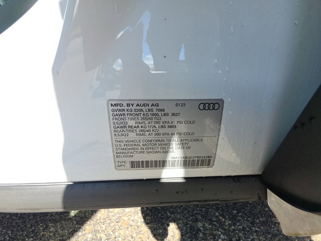Used 2023 Audi e-tron Prestige w/ Prestige Package AWD/4WD image 27