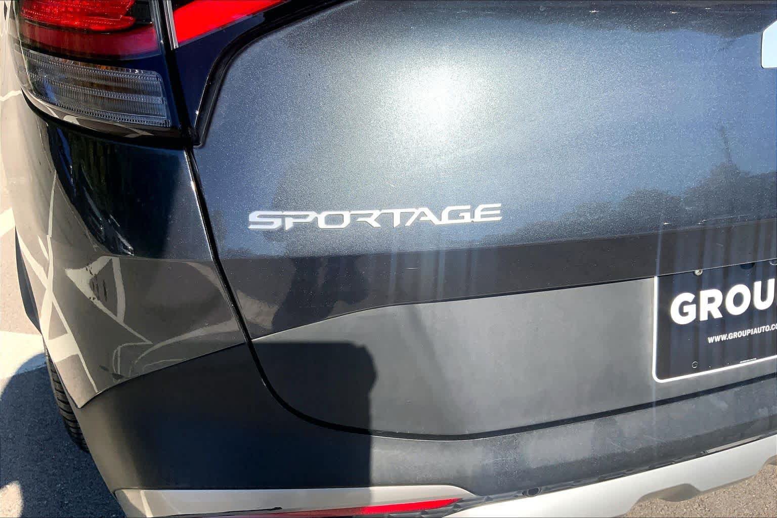 Used 2023 Kia Sportage EX FWD image 29