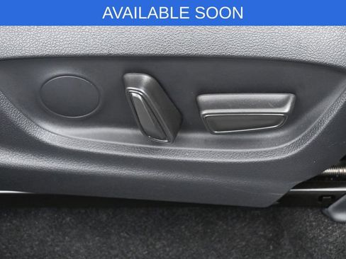 Used 2025 Toyota Crown Signia AWD/4WD image 38