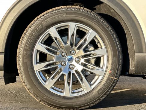 New 2026 Ford Explorer Active w/ Active Comfort Package image 26