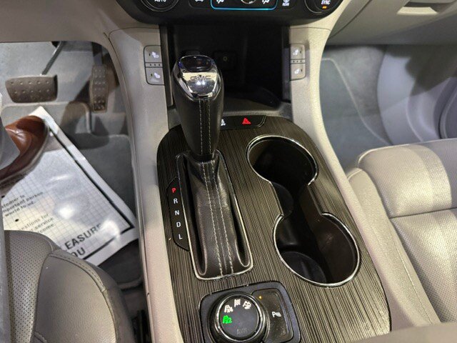 Used 2017 GMC Acadia SLT AWD/4WD image 51