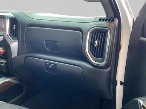 Used 2021 GMC Sierra 1500 Elevation w/ Preferred Package AWD/4WD image 18