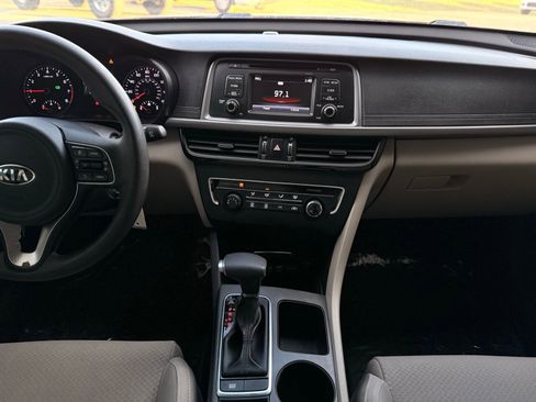 Used 2016 Kia Optima LX image 23