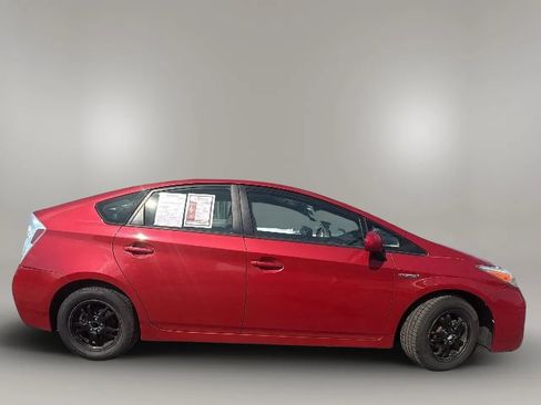 Used 2014 Toyota Prius Two FWD image 8