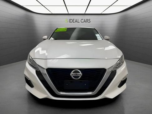 Used 2021 Nissan Altima 2.5 SV AWD/4WD image 2