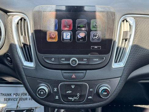 Used 2016 Chevrolet Malibu LT FWD image 21
