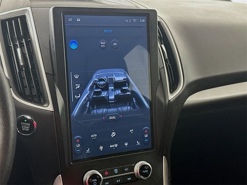 Used 2024 Ford Edge SEL image 18