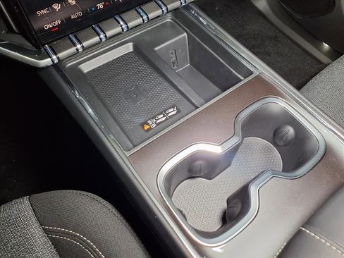 New 2026 GMC Acadia Elevation FWD image 19