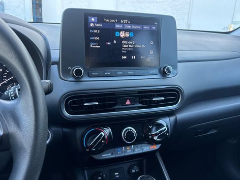 Used 2022 Hyundai Kona SEL FWD image 27