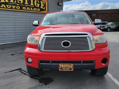 Used 2013 Toyota Tundra Limited w/ Memory Pkg AWD/4WD image 2