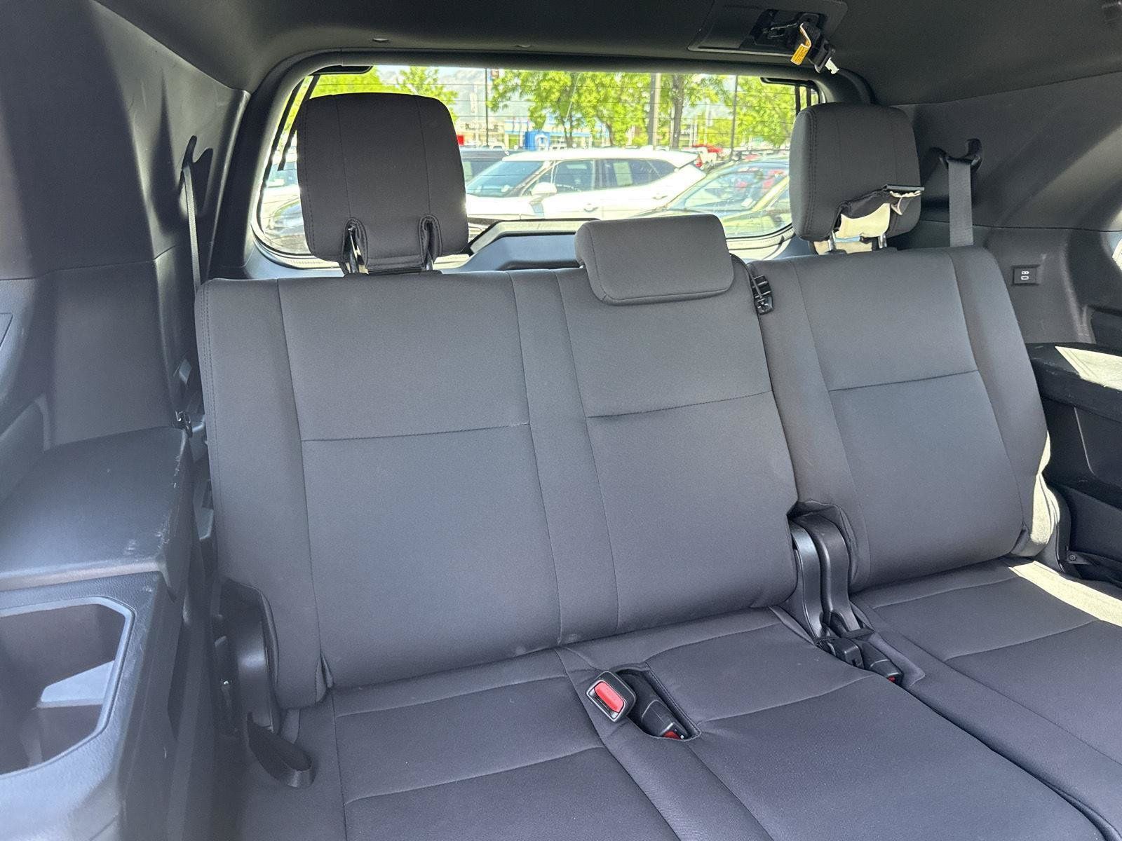 Used 2025 Toyota Sequoia SR5 AWD/4WD image 35