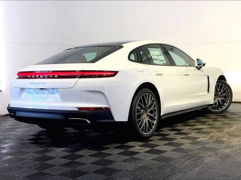 New 2026 Porsche Panamera 4 image 7