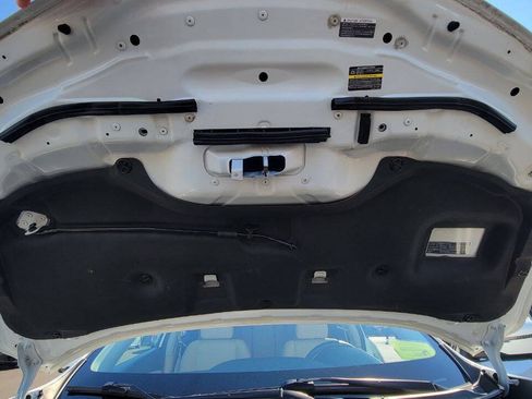 Used 2017 Nissan Rogue SV w/ SV Premium Package AWD/4WD image 29