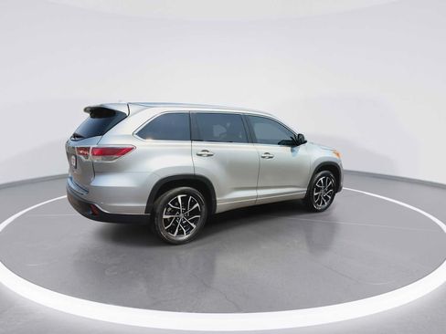 Used 2014 Toyota Highlander Limited FWD image 8