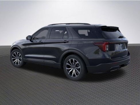 New 2026 Ford Explorer ST-Line w/ Premium Package RWD image 4
