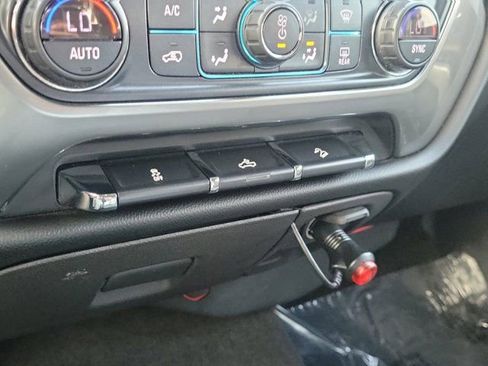 Used 2018 Chevrolet Silverado 1500 LT w/ All Star Edition image 21