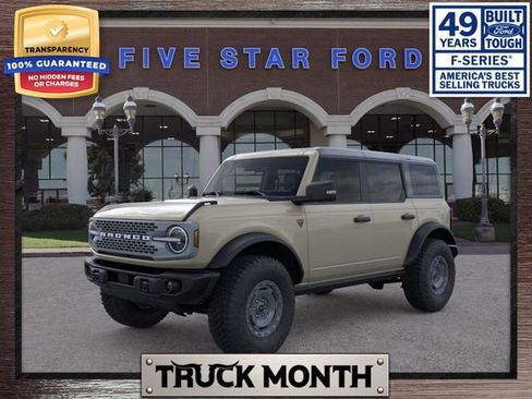 New 2025 Ford Bronco Badlands image 2