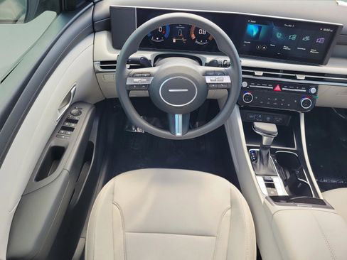 New 2026 Hyundai Tucson SEL image 12