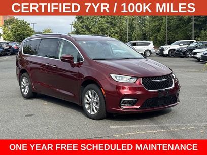 Used 2021 Chrysler Pacifica Touring-L w/ Premium & Safety Sphere Group