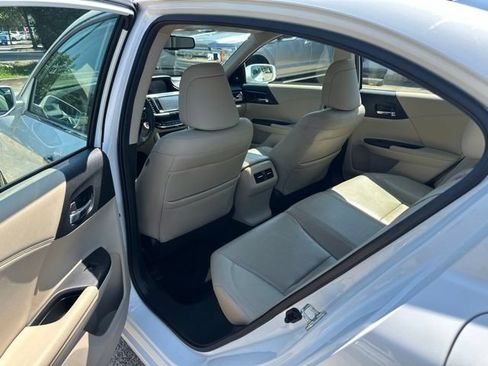 Used 2016 Honda Accord EX-L image 13