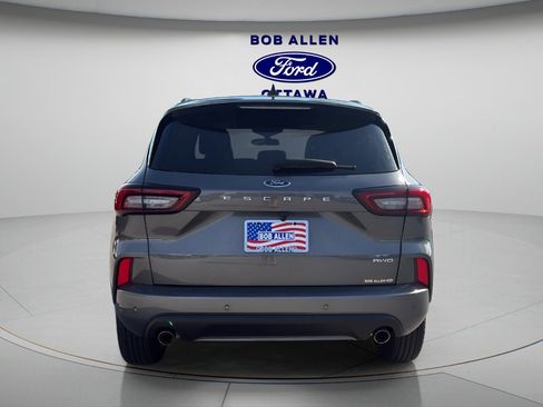 Used 2024 Ford Escape ST-Line w/ Tech Pack #1 AWD/4WD image 23