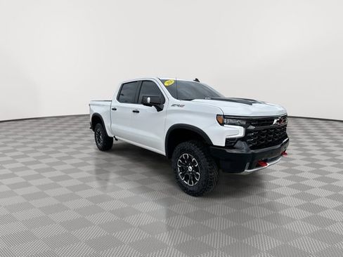 Used 2026 Chevrolet Silverado 1500 ZR2 AWD/4WD image 2