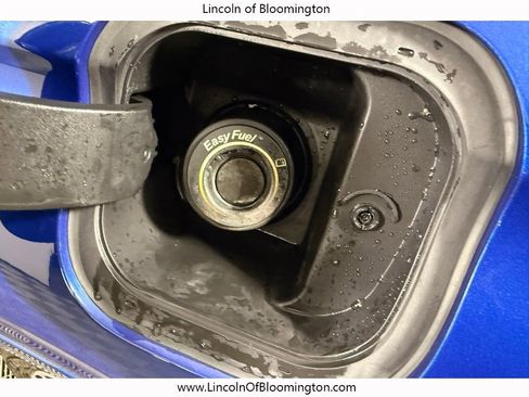 Used 2020 Lincoln Corsair Reserve w/ Equipment Group 202A image 28