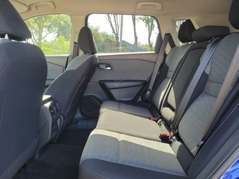 Certified 2023 Nissan Rogue SV AWD/4WD image 18