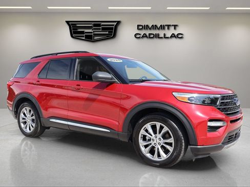 Used 2020 Ford Explorer XLT w/ Equipment Group 202A RWD image 3