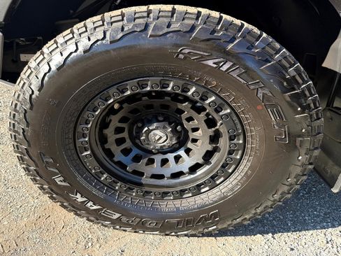 Used 2019 Ford F150 Raptor w/ Equipment Group 801A Mid image 21