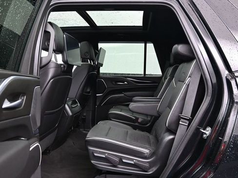 Used 2023 Cadillac Escalade Sport AWD/4WD image 28