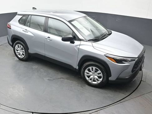 Used 2026 Toyota Corolla Cross L AWD/4WD image 41
