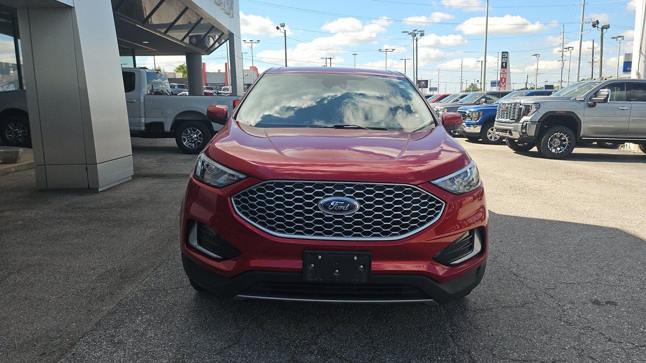 Used 2024 Ford Edge SEL AWD/4WD image 7